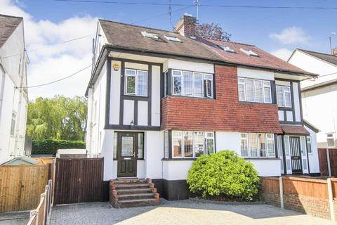 4 bedroom semi-detached house for sale, Sixth Avenue, Essex