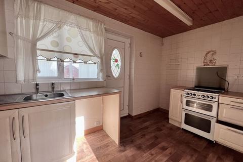 2 bedroom semi-detached house for sale - Dinsdale Avenue, Wallsend