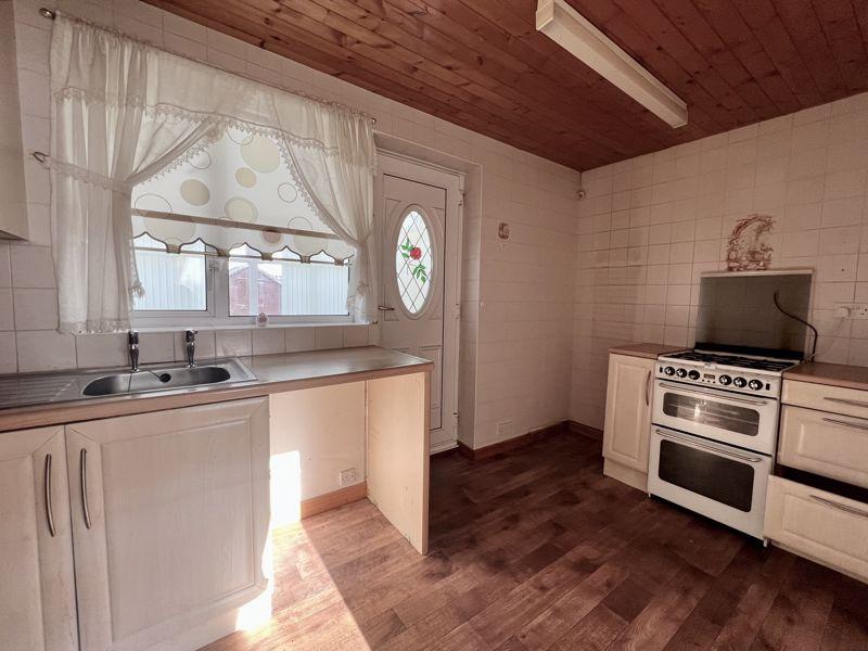 Dinsdale Avenue, Wallsend 2 bed semidetached house for sale £120,000