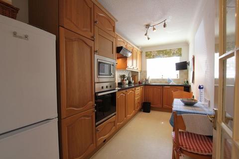 2 bedroom flat for sale, Fitzmaurice Place, Bradford on Avon BA15