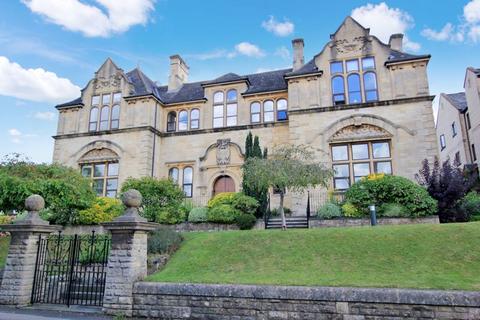 2 bedroom flat for sale, Fitzmaurice Place, Bradford on Avon BA15