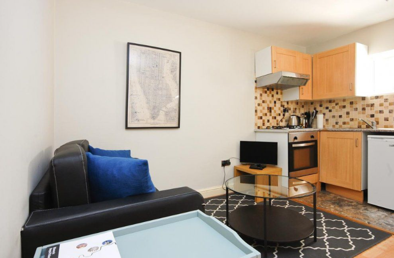 Swinton Street, London 6 bed block of apartments for sale £1,800,000