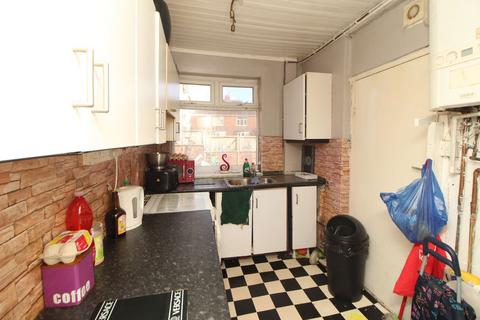 3 bedroom terraced house for sale, Benwell Grove, Newcastle upon Tyne, Tyne and Wear, NE4 8AQ