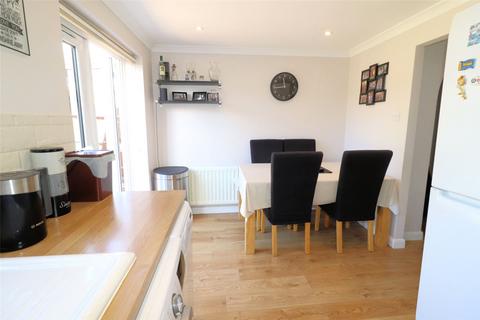 70 Sandpiper Drive, Erith, DA8 2NY