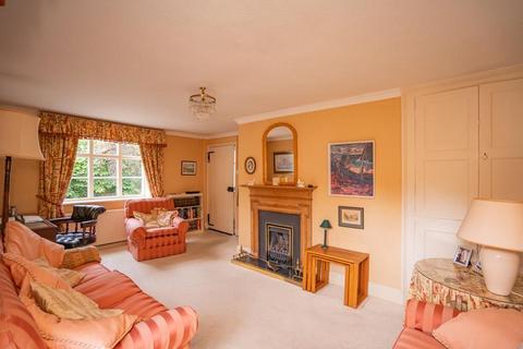 3 bedroom townhouse for sale, Mews Cottage, New Street, Ledbury, Herefordshire, HR8