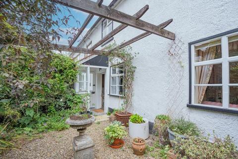 3 bedroom townhouse for sale, Mews Cottage, New Street, Ledbury, Herefordshire, HR8