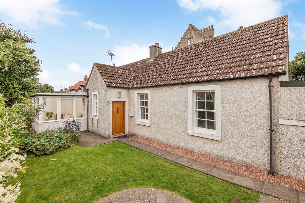Woodside Road, Elie, KY9 2 bed detached bungalow for sale £450,000