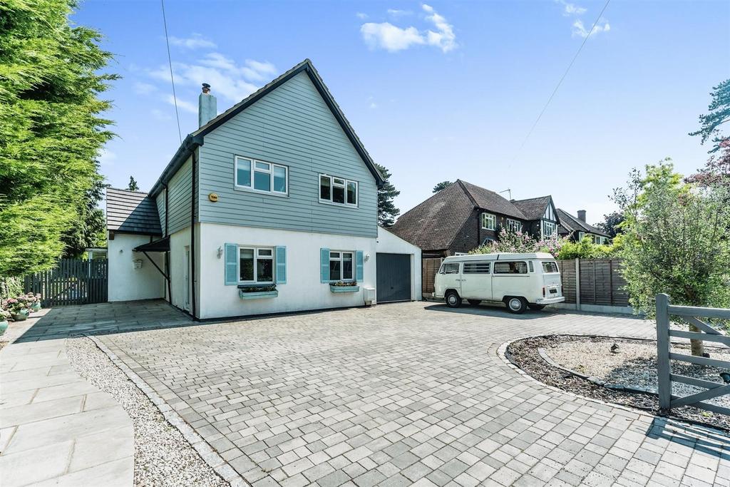 GREVILLE PARK ROAD, ASHTEAD, KT21 5 bed detached house for sale £