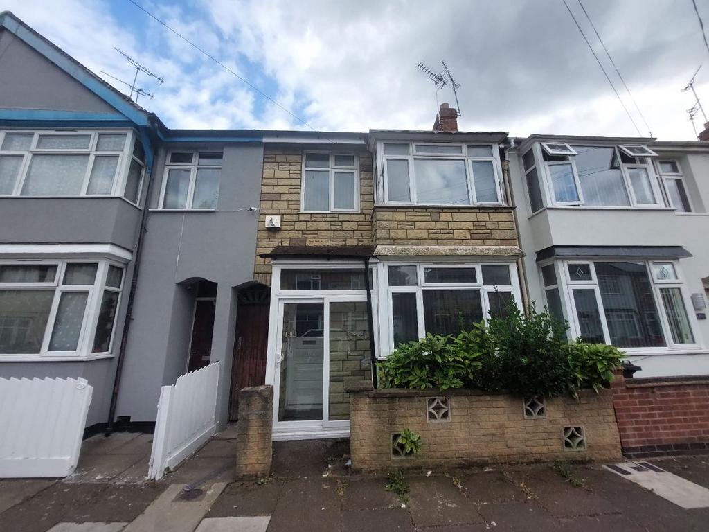 Prestwold Road, Leicester 3 bed terraced house £975 pcm (£225 pw)