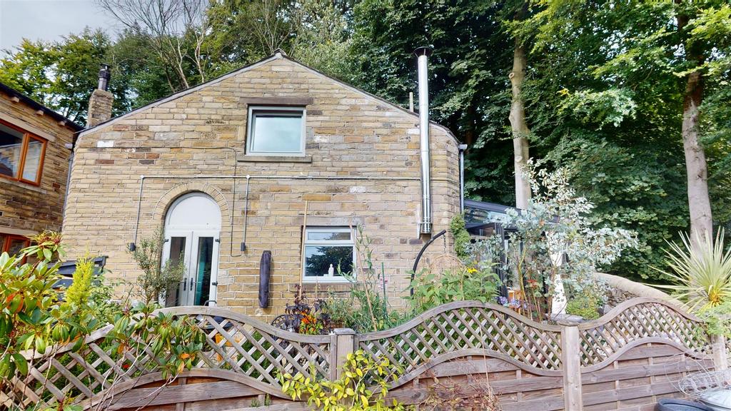 Lee Lane, Shibden, Halifax 2 bed detached house for sale £350,000