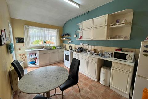 34 Elmfield Road, London, E4 7HU