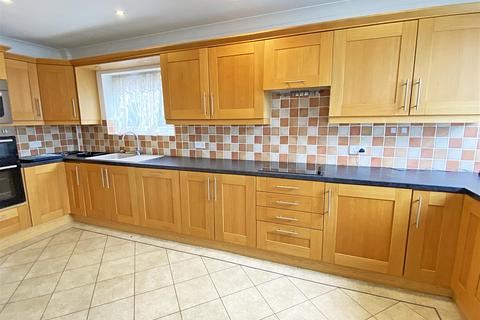 4 Ashdale Close, Formby, Liverpool, L37 2LG
