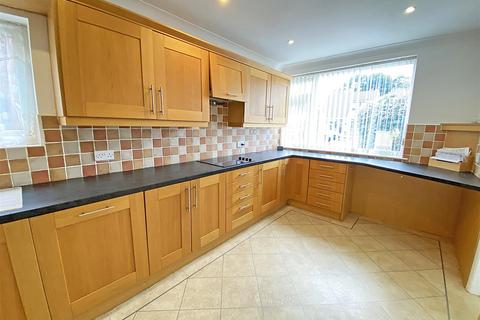 4 Ashdale Close, Formby, Liverpool, L37 2LG