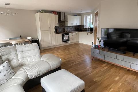9b Carnsmerry, Bugle, St Austell, PL26 8PX