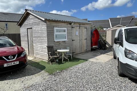 9b Carnsmerry, Bugle, St Austell, PL26 8PX