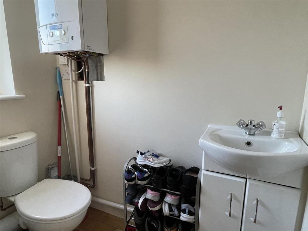 Ground Floor W.C/Utility