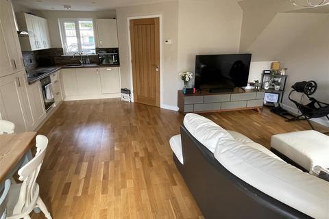 9b Carnsmerry, Bugle, St Austell, PL26 8PX