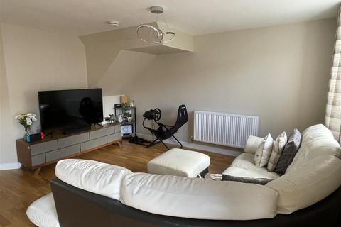 9b Carnsmerry, Bugle, St Austell, PL26 8PX