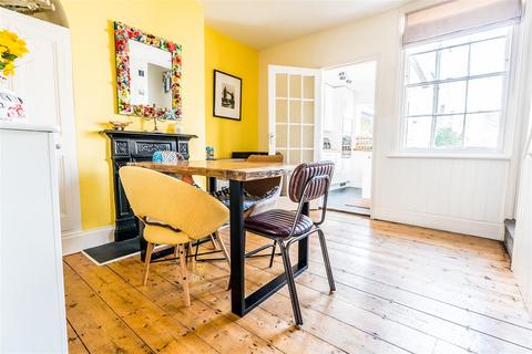 2 Belle Vue, Chelmsford, CM2 0BD