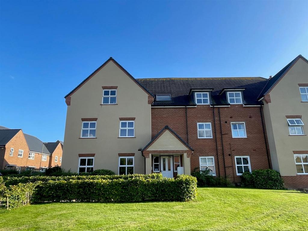 Spindle Close, Andover 2 bed apartment £950 pcm (£219 pw)