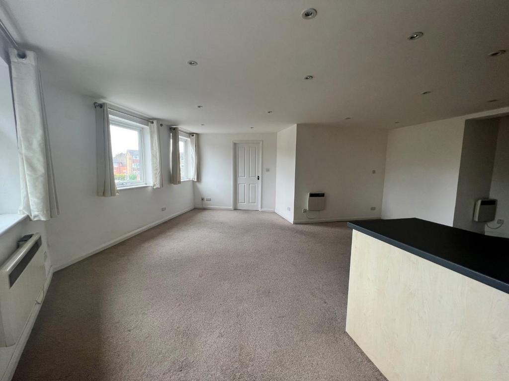 Vanners living 2.jpg