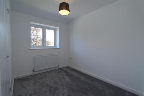 2a Tomlyns Close, Hutton, Brentwood, CM13 1PU