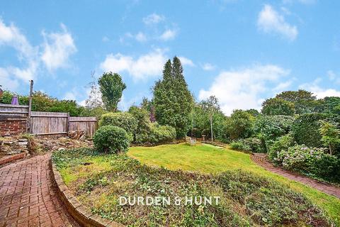 8 Woodberry Way, London, E4 7DX