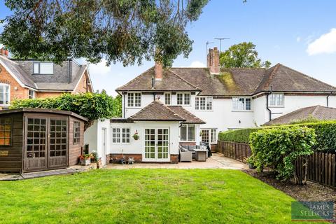 4 bedroom semi-detached house for sale, Chapel Lane, Knighton, Leicester