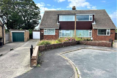 3 bedroom semi-detached house for sale, Lodge Close, Cayton, Scarborough