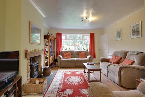31 White Gap Road, Little Weighton, Cottingham, HU20 3XE