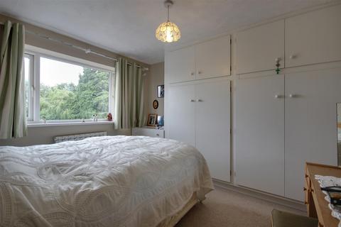 31 White Gap Road, Little Weighton, Cottingham, HU20 3XE