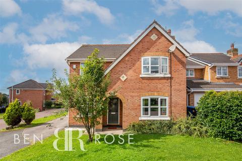 4 bedroom detached house for sale, Waterford Close, Heath Charnock, Chorley