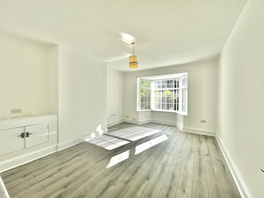 Baker Gardens, Dunston, NE11 2 bed apartment for sale £90,000