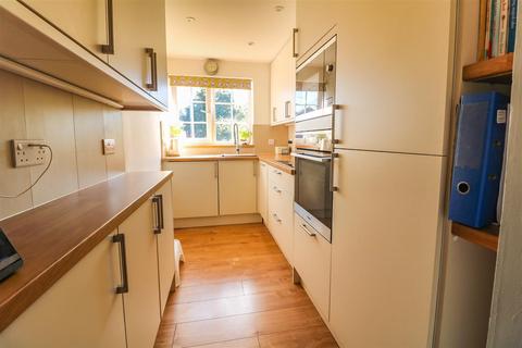 93 Bynghams, Harlow, CM19 5NT