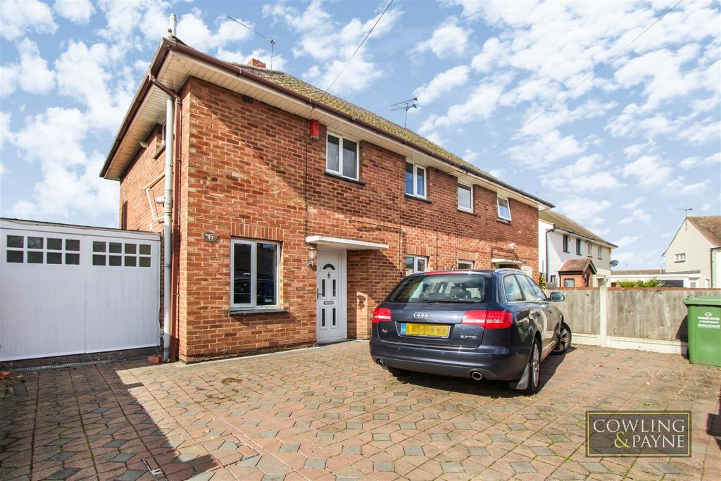 St. Marys Crescent, Basildon 3 bed semidetached house £375,000