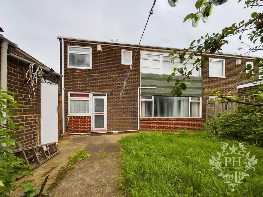 CAM01415 G0-PR0144-STILL006-thumbnail-h750-70.jpg