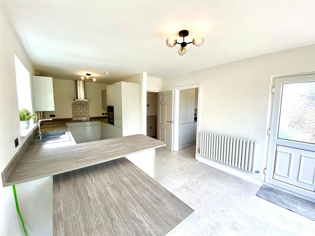 Kilburn kitchen table.jpg