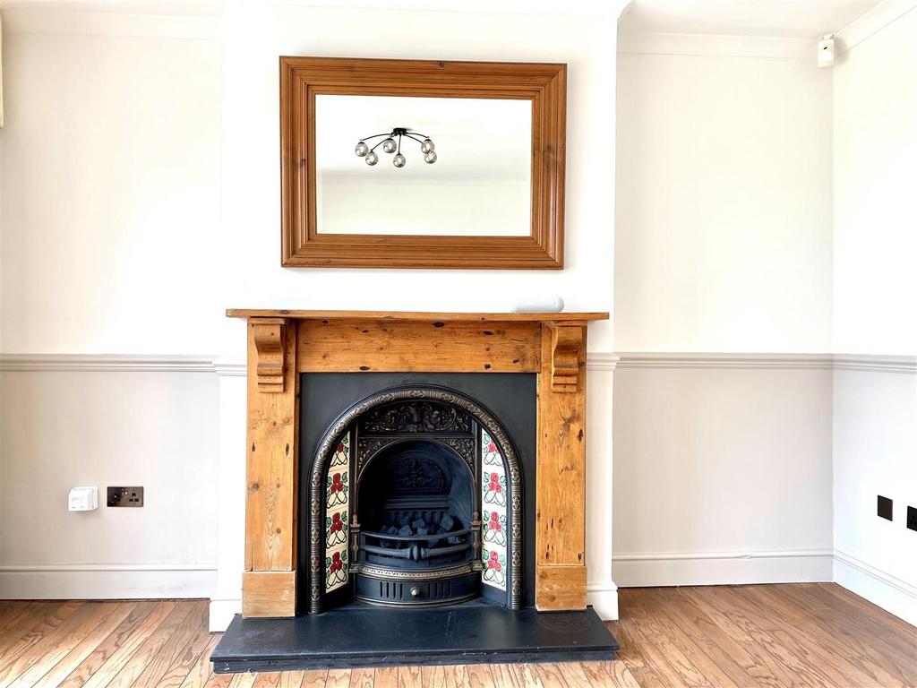 Kilburn fireplace.jpg