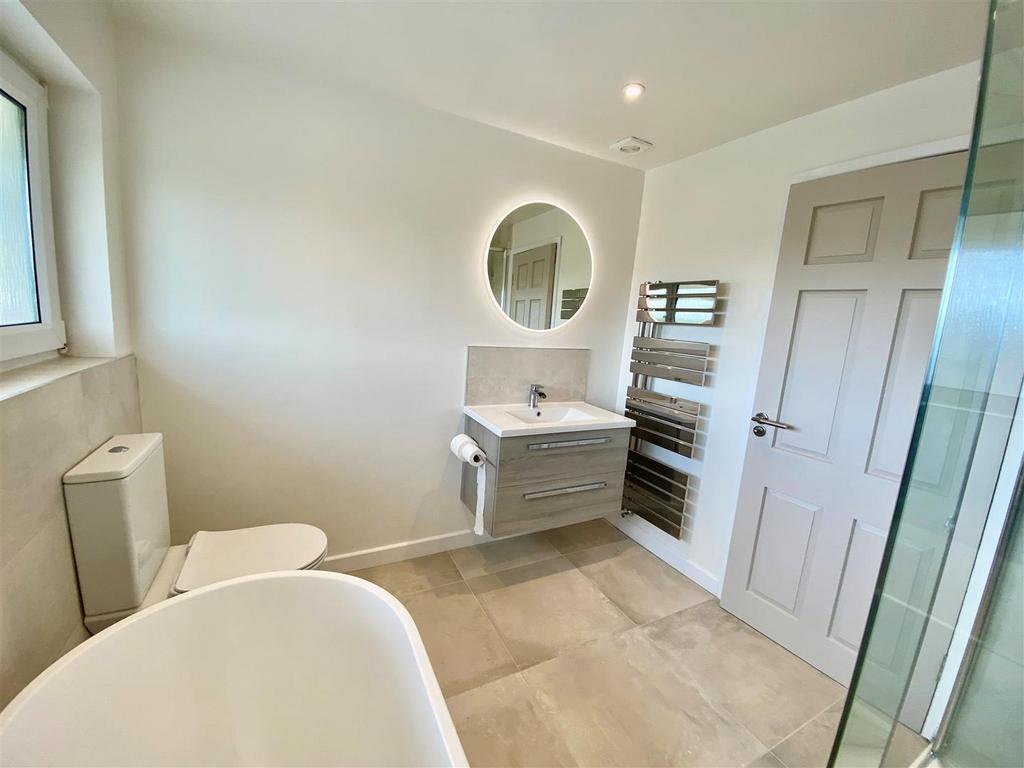 Kilburn mirror.jpg