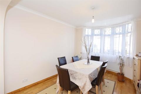 59 Longley Avenue, Wembley, HA0 1NG
