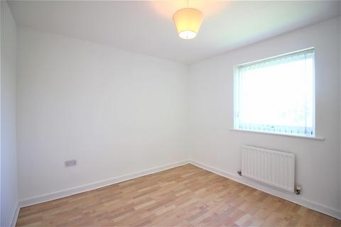 2 bedroom apartment to rent, Elm Court, Harlow CM18