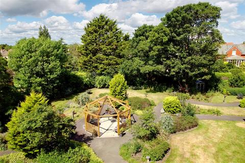 2 bedroom apartment for sale - Brunlees Court, 19-23 Cambridge Road, Southport