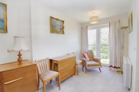 2 bedroom apartment for sale, Brunlees Court, 19-23 Cambridge Road, Southport