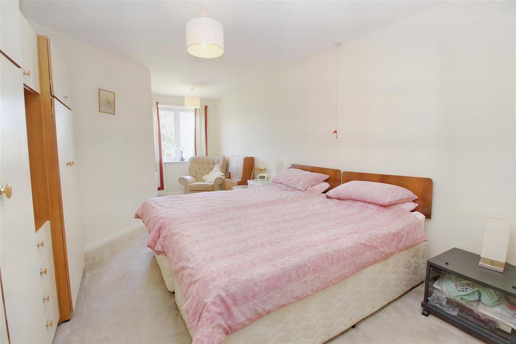 8558023-interior11.JPG