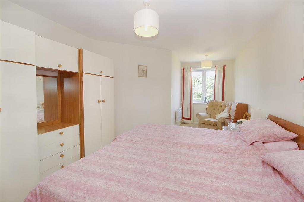 8558023-interior12.JPG