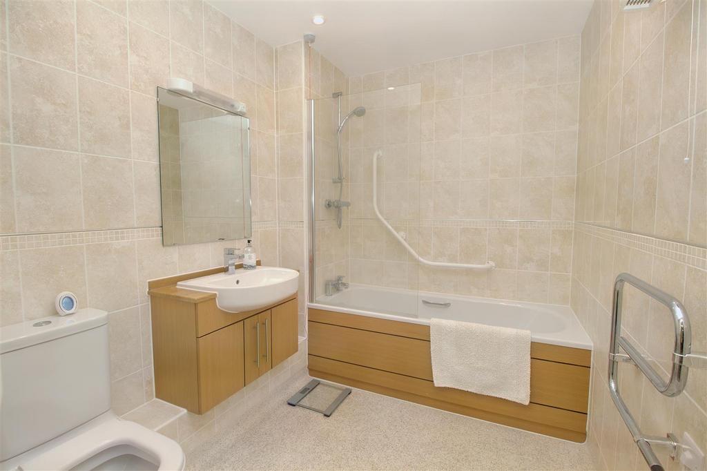 8558023-interior10.JPG