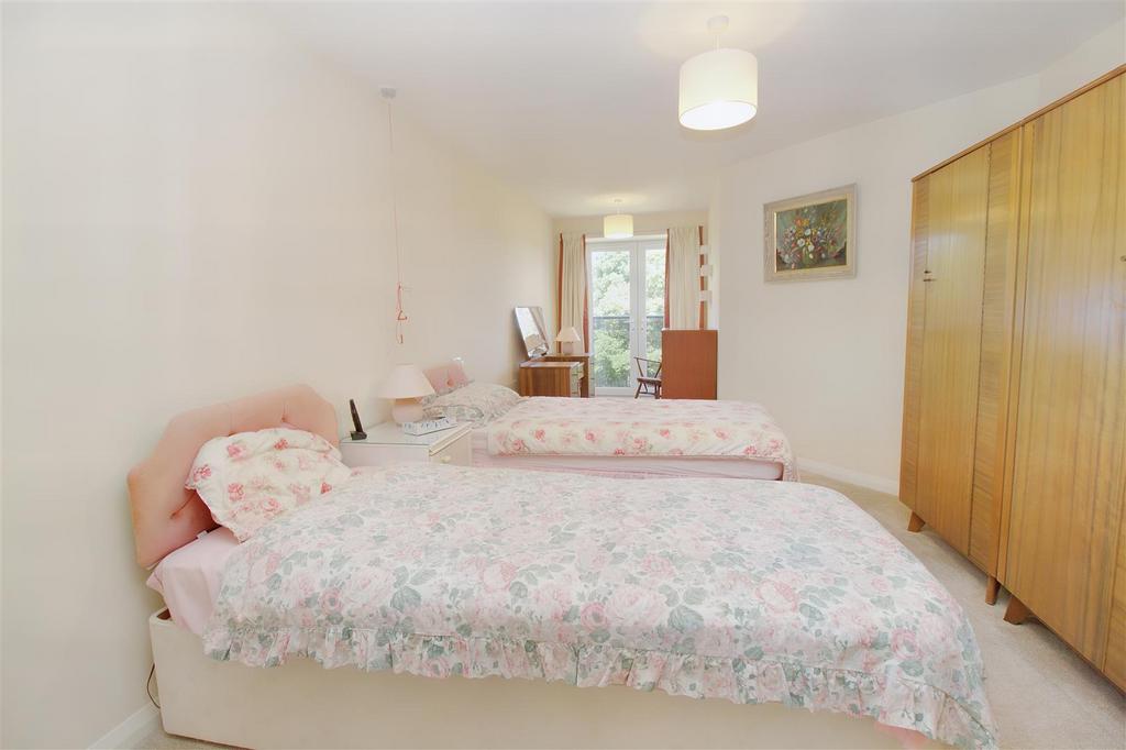 8558023-interior14.JPG