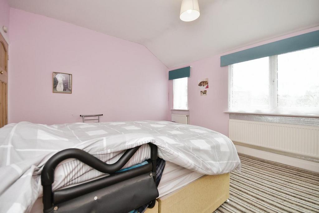 Bedroom no.1