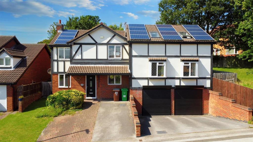 Deer Park Drive, Arnold, Nottingham 5 bed detached house for sale £400,000