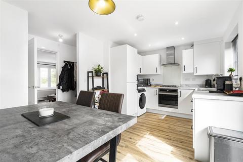 166 Camp Road, Upper Heyford, Bicester, OX25 5AG